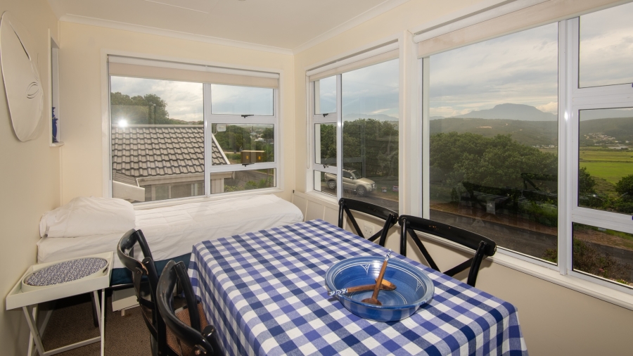 4 Bedroom Property for Sale in Bergsig Western Cape